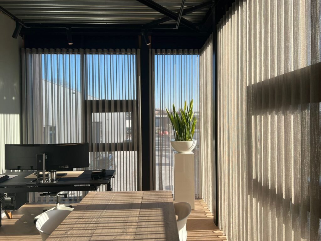 79d423a2-8a3e-4af7-8412-7a47bffaf00c